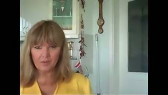 Mature Blonde Housewife Flashing Her Hairy Old Pussy On Cam