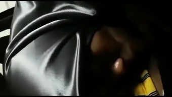 Indonesian Muslim Amateur Deep Throat In Silky Hijab