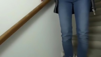 Horny Teen Gets Hot Creampie From A Stranger On The Stairs