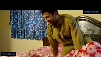 Auto Driver Ne Lie Bhabhi Ke Doodo Ke Maze