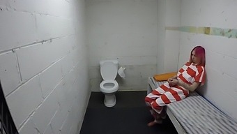 Skulli In Jail