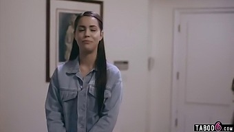 A Guy Fucks A Girl Who Wants To Buy A Babysitting Position