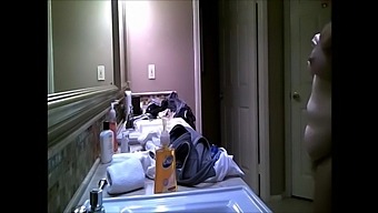 Bbw Changing In The Bathroom