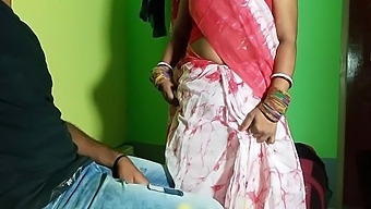 Khana Diliver Karne Aya Zomato Motel, Se Apni Chut Pelayi Zomato Heavy-Chested Person Copulate My Pussy