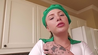Dixie Lynn, The Naughty Salesgirl, Gets Her Wild Sex On In A Sexy Uniform