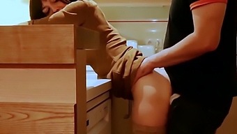 Cumshot On Wife'S Face After Intense Face Fucking